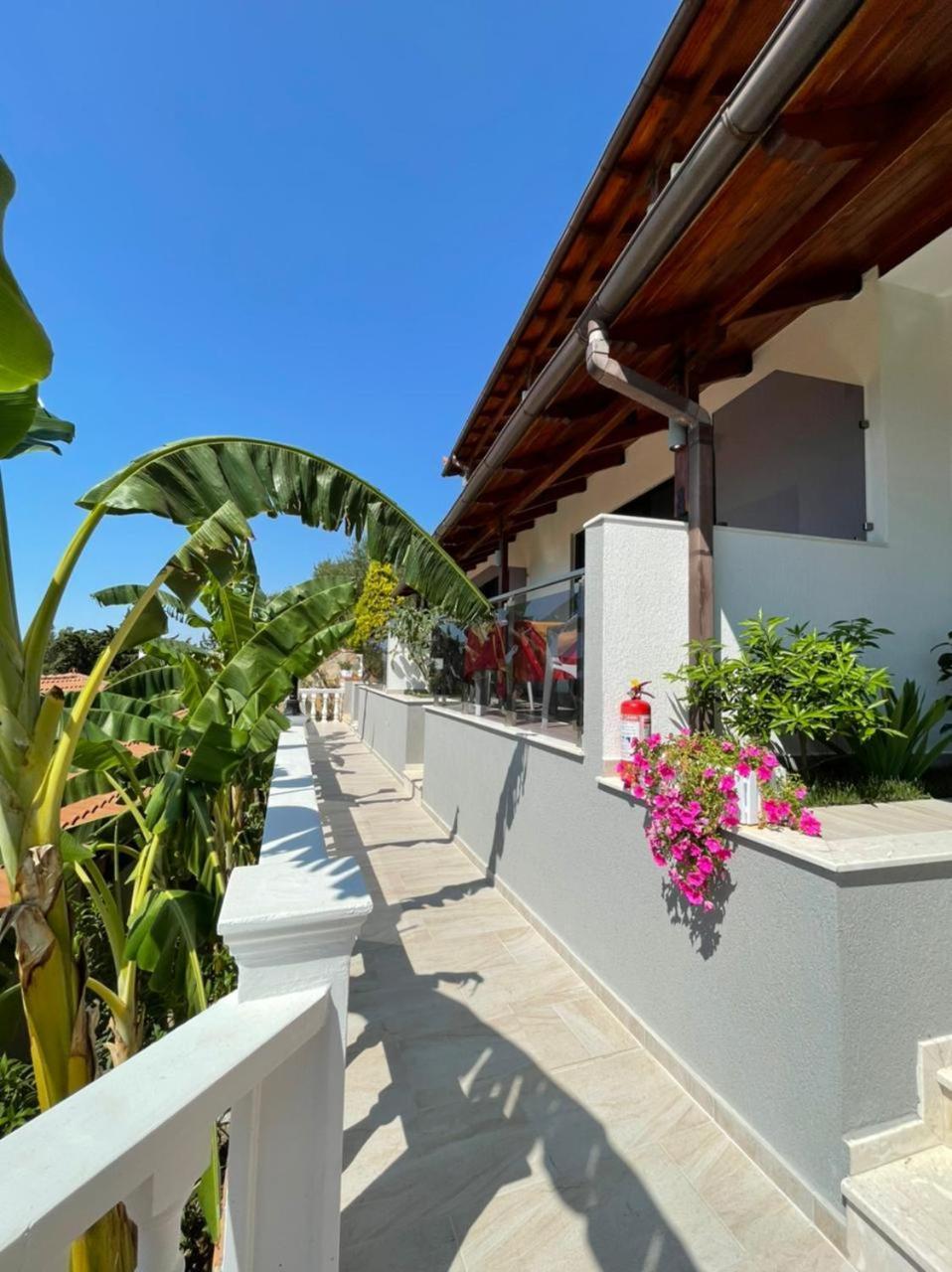 Hotel Ramosaco, Radhime, Vlore Exteriér fotografie
